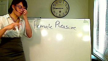 SEX ED CLASS GETS SEXY ROLE PLAY VID
