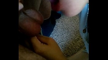 Amateur Asian sucking balls!