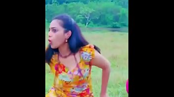 hot indian girl  dancing