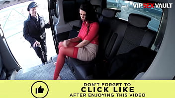 FUCKED IN TRAFFIC - #Kira Queen - Sexy Ass MILF Rides Daddy On His Taxi Cab