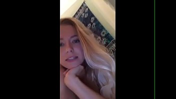 Periscope teen shows her perfect tits accidentally