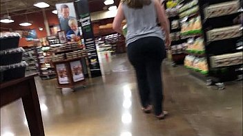 Pervert catches 22yrr old pawg in the supermarket