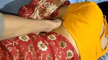 hot aunty home alone night sex in home