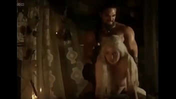 Daenerys(emila clarke) s8e5 naked  fullHD