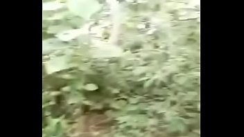 Desi couples caught while fucking in jungle