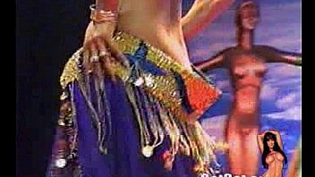 naked arabic girl from sudi , shows her body and plaied with her pussy on danceing arabic show in bl