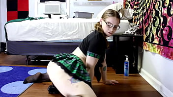 St. Patrick Days Twerk Masturbation starring Amy Quinn