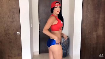 WWE Nikki Bella Sexy