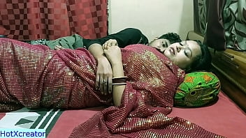 Desi bhabhi amateur hot sex at hotel! Hardcore sex